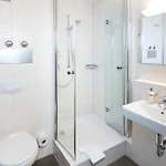 Gumberger Gmbh Garni * Neufahrn bei Freising